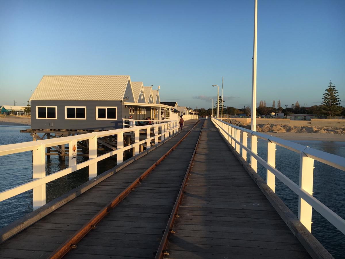 A Pousada Bunkers Backpackers Busselton Exterior foto