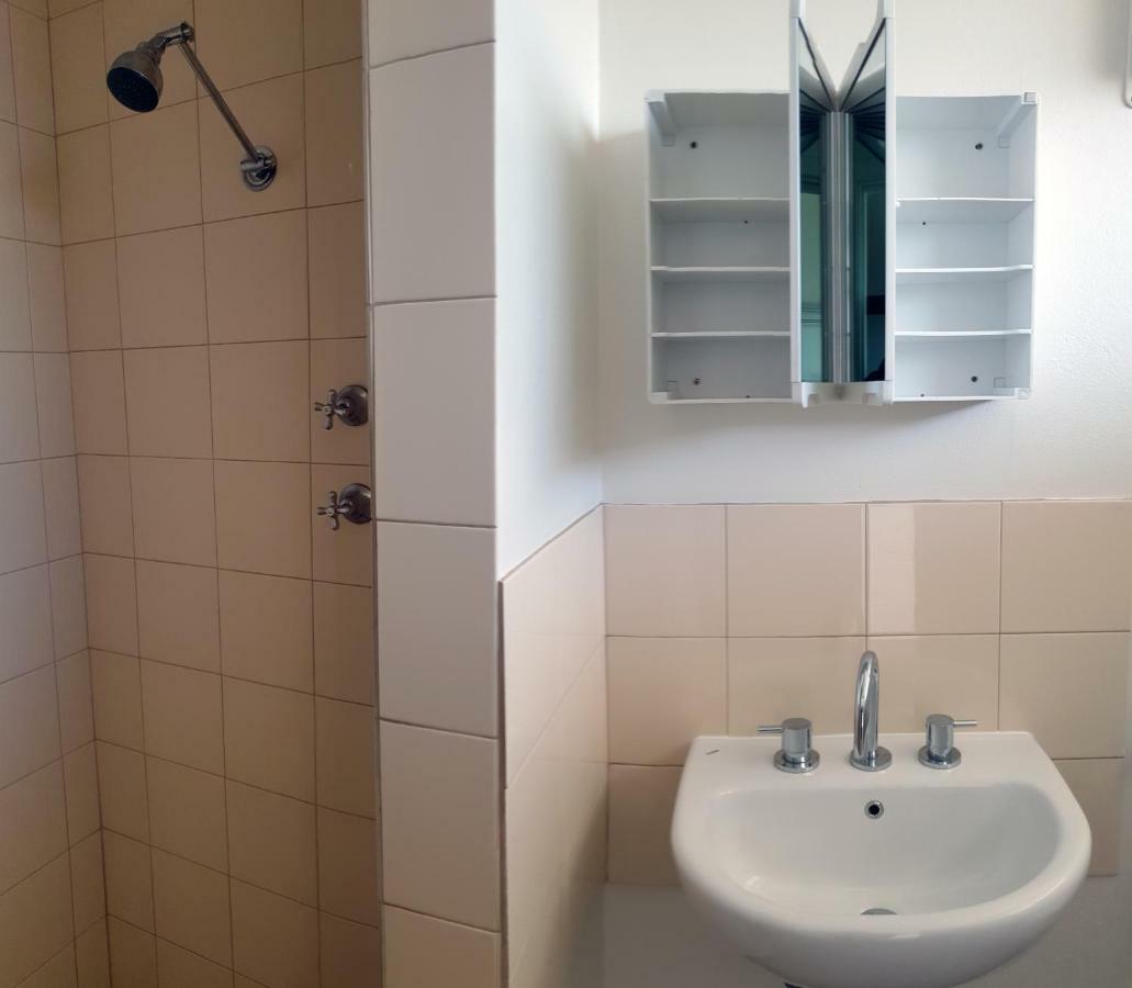 A Pousada Bunkers Backpackers Busselton Exterior foto