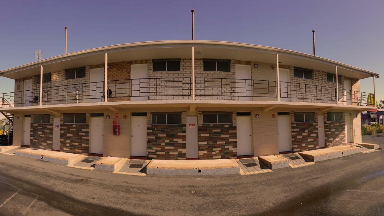 A Pousada Bunkers Backpackers Busselton Exterior foto